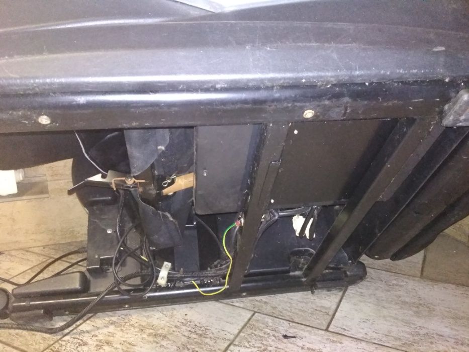 Продам масажне крісло б/в (массажное кресло)