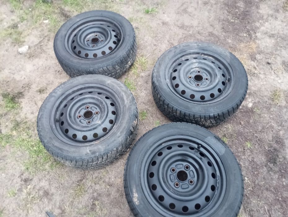 Felgi stalowe opony zimowe corolla e 11 e12 yaris