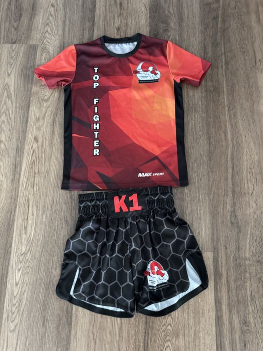 Костюм для Тайский або Муай-Тай бокса ,шорти ,майка,фудболка