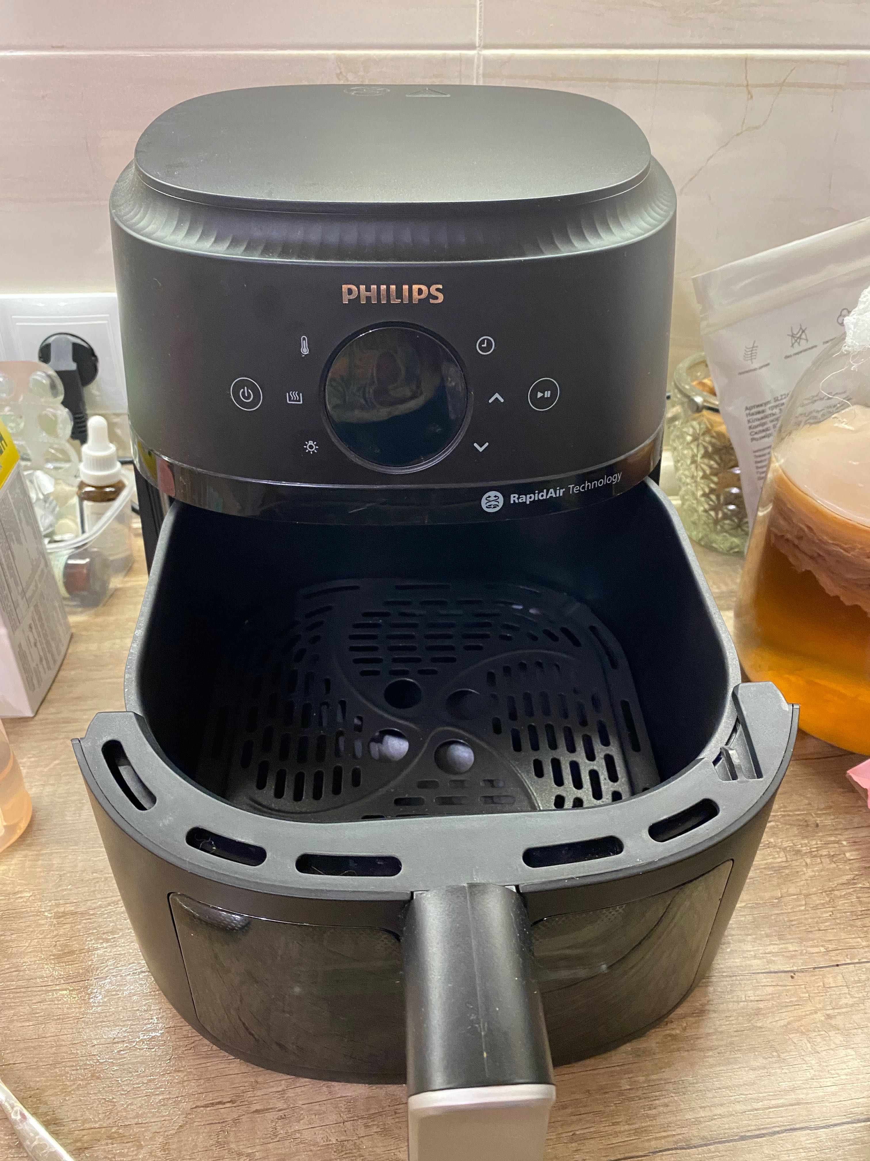 Аерогріль ( мультипіч) Philips