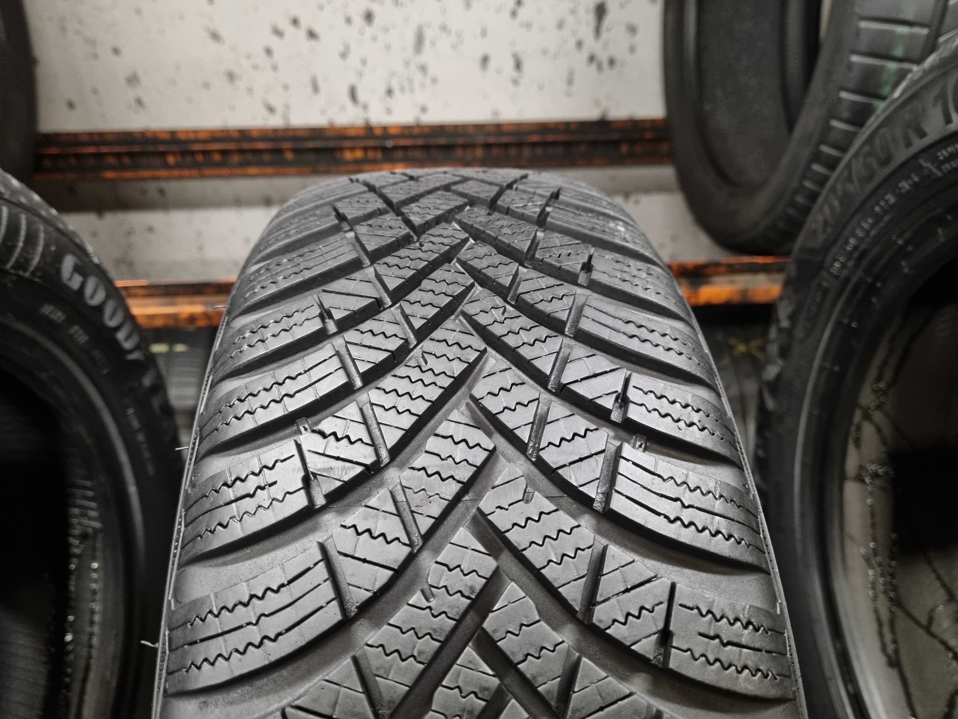 185/60/14 82T Hankook Winter Icept RS3 Dot.1622R