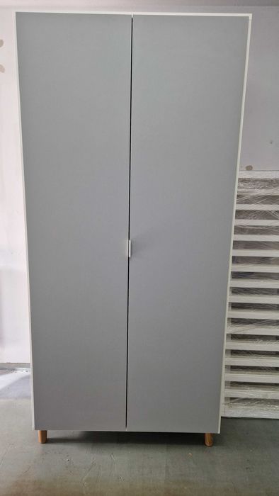 Sprzedam zestaw mebli Vox seria Simple (szafa, komoda, łózeczko)