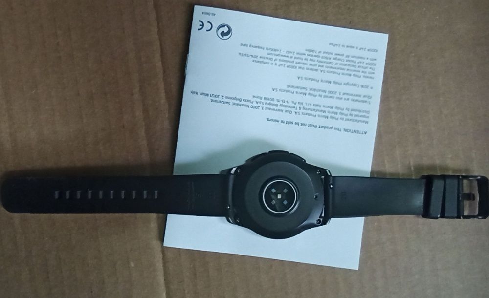 Смарт-часы Samsung Galaxy Watch R810 долго держит заряд