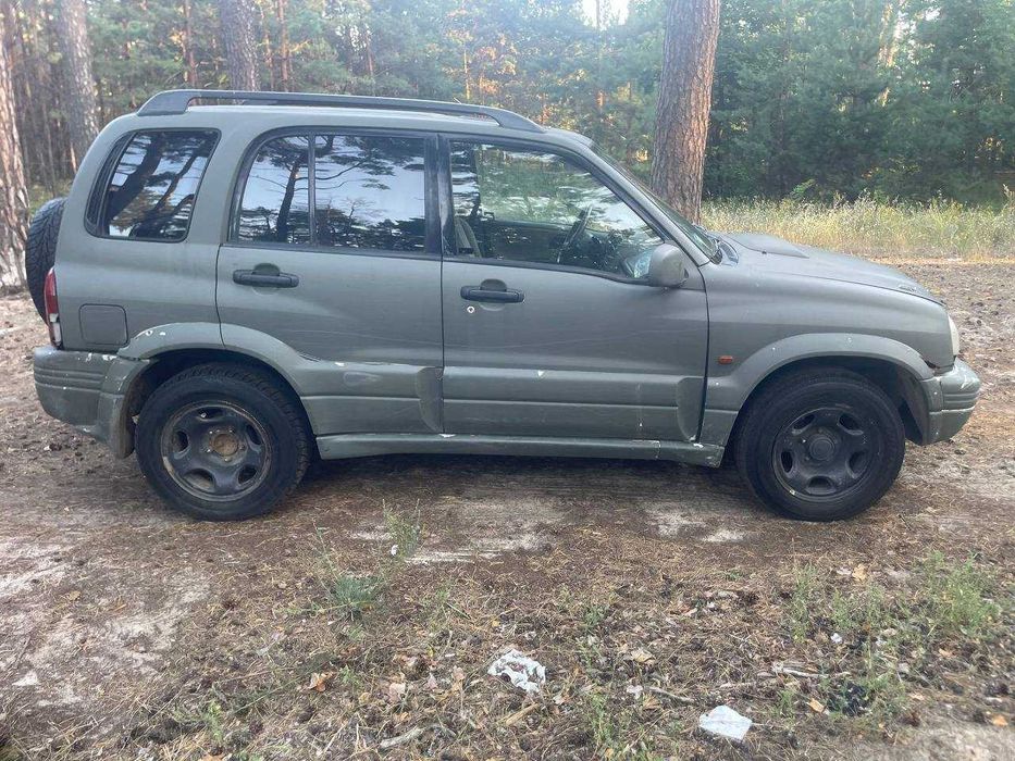 Позашляховик Suzuki Grand Vitara 2.0 Дизель 4WD Повний привід