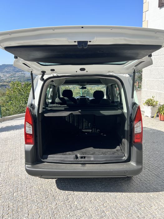 Peugeot partner 5 lugares