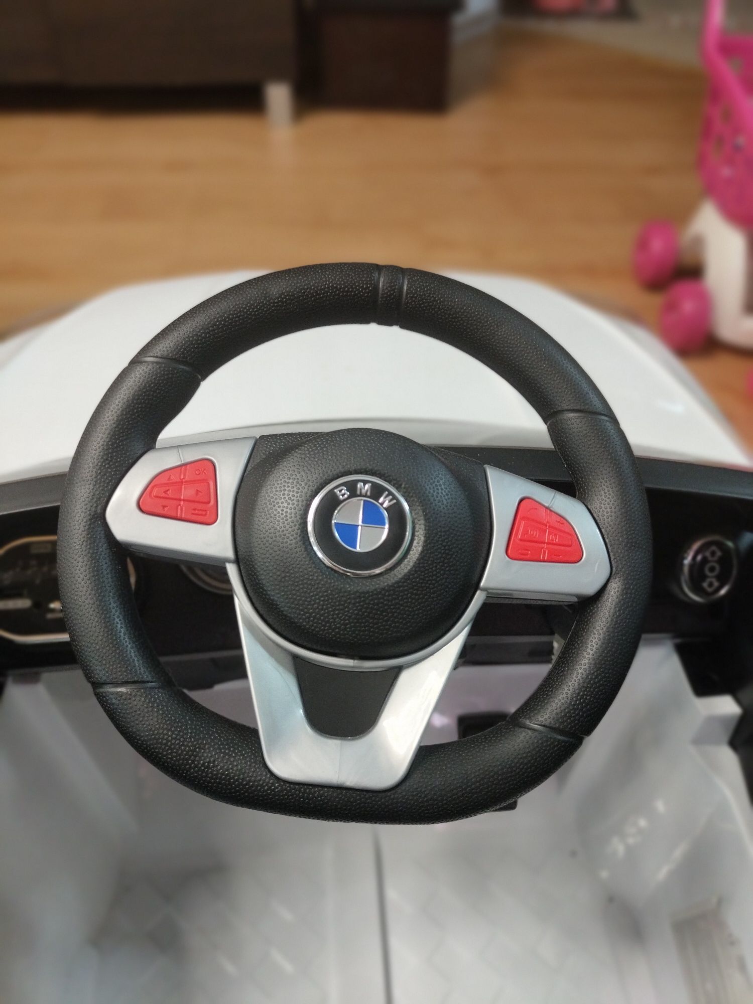 Дитячий електромобіль Just Drive BM-X1 - білий