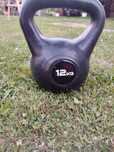 Ciężarek kettlebell plastikowy