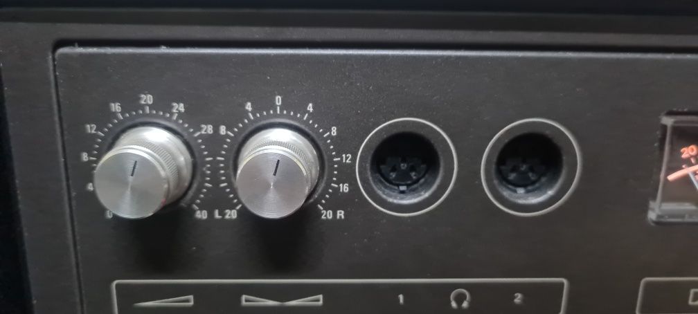 Leitor de cassetes Grundig CNF300