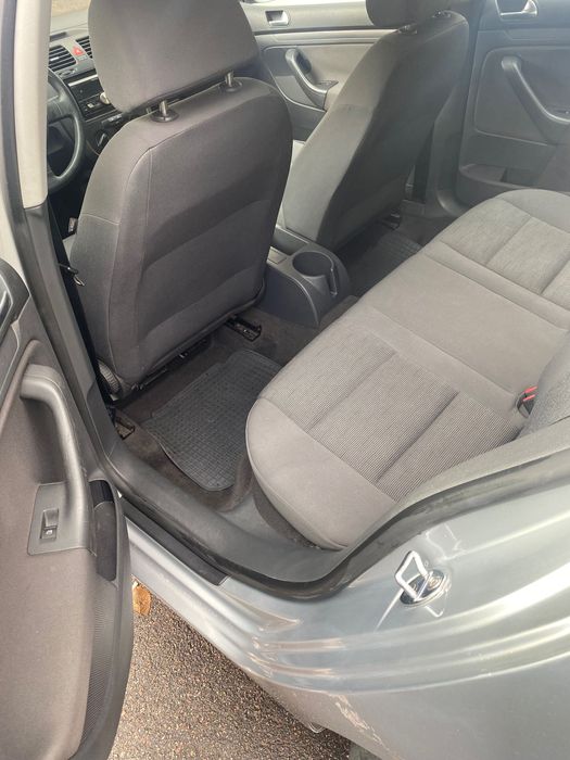 Volkswagen GOLF V 5 без пробігу по Україні. Бензин MPI.