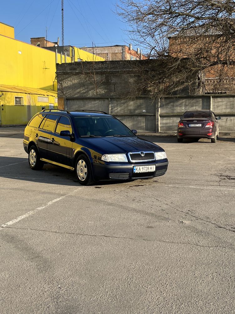 Шкода Октавия 1.6 MPI