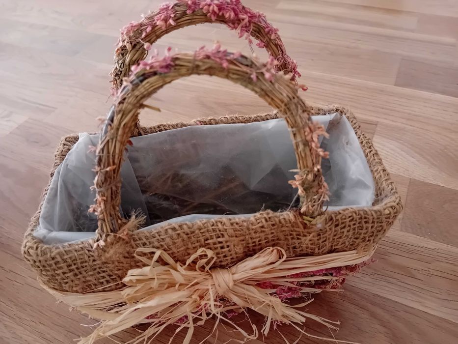Conjunto artesanal decorativo – cesta e bule com vela