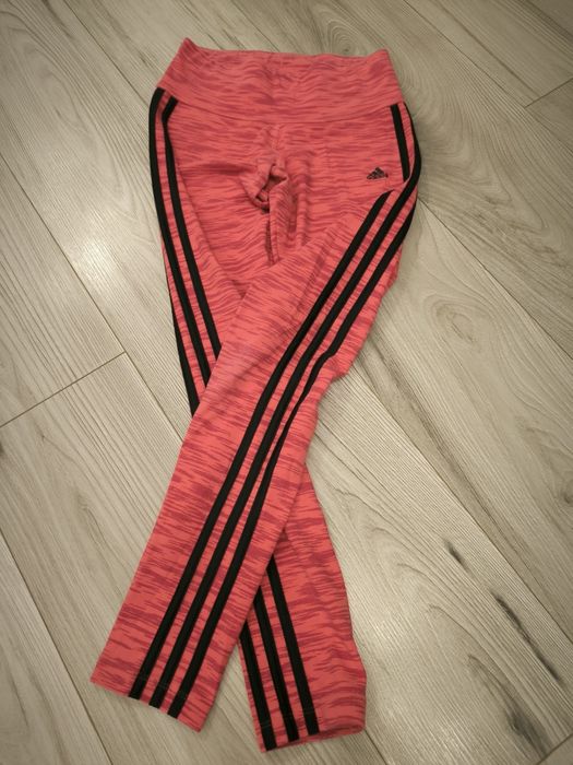 Piękne różowe legginsy Adidas XS