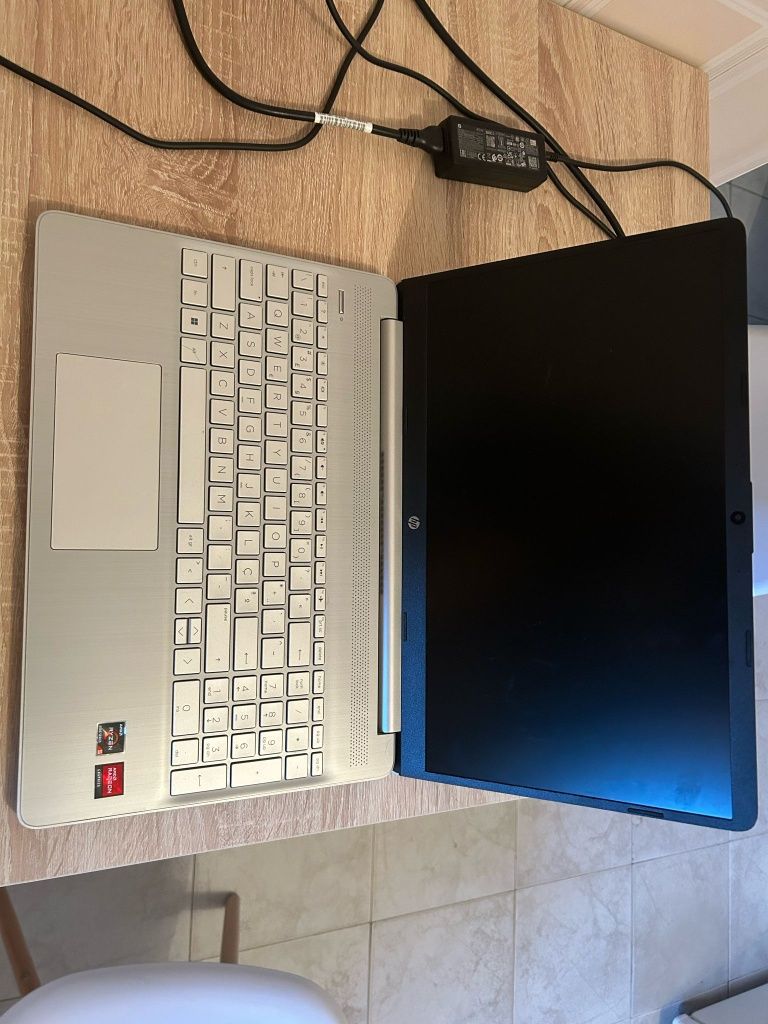 Portátil HP 15S-EQ2097NP