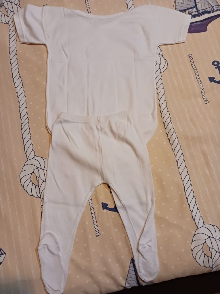 Body + Calcinha 2/ 3 meses