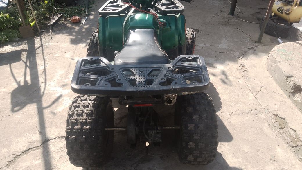 Продам квадроцикл 120 кубиків