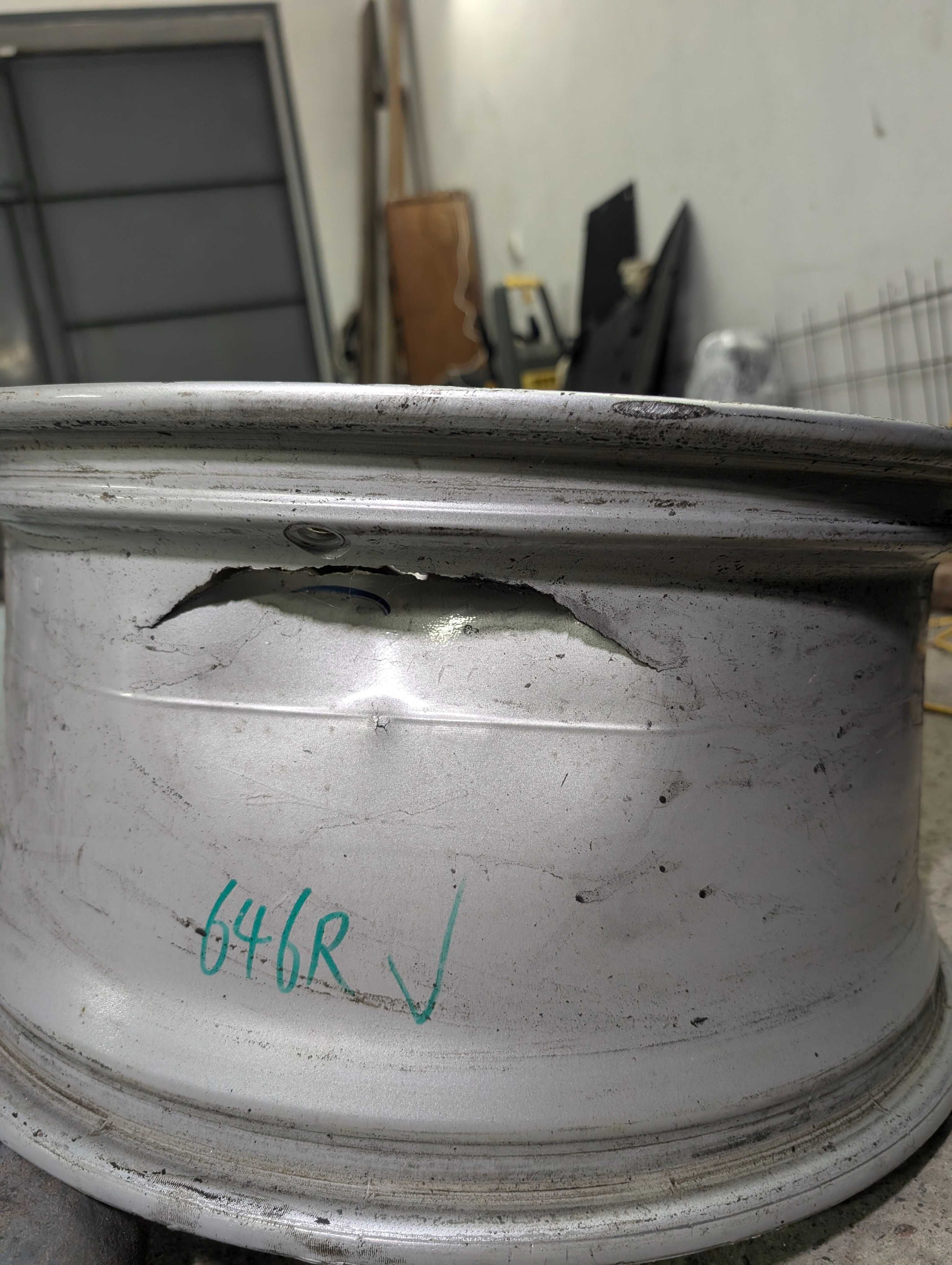 Диск задний 20x9.5 ET40 TESLA MX 1027245-00-C Оригінал під відновлення