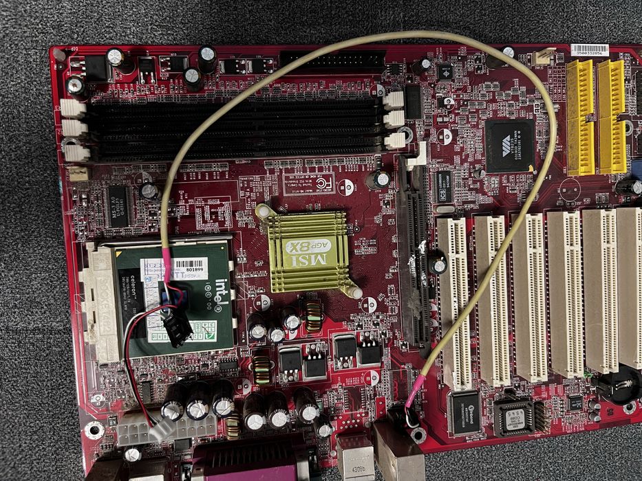Płyta główna MSI KT4V (MS-6712) Socket A AGP 8x | retro PC