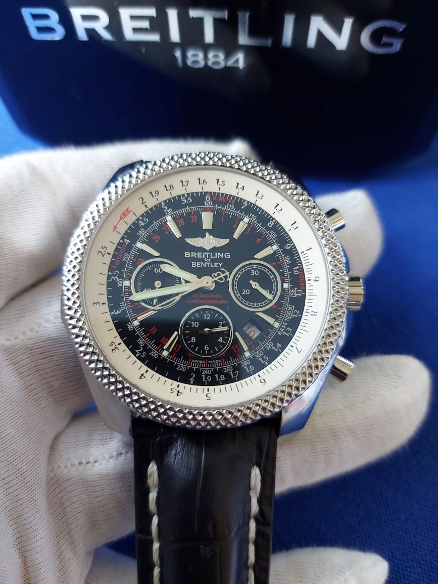 Часы мужские Breitling.