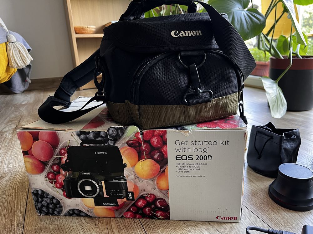 Canon EOS 200D + 2 obiektywy + akcesoria – Zestaw idealny na start!