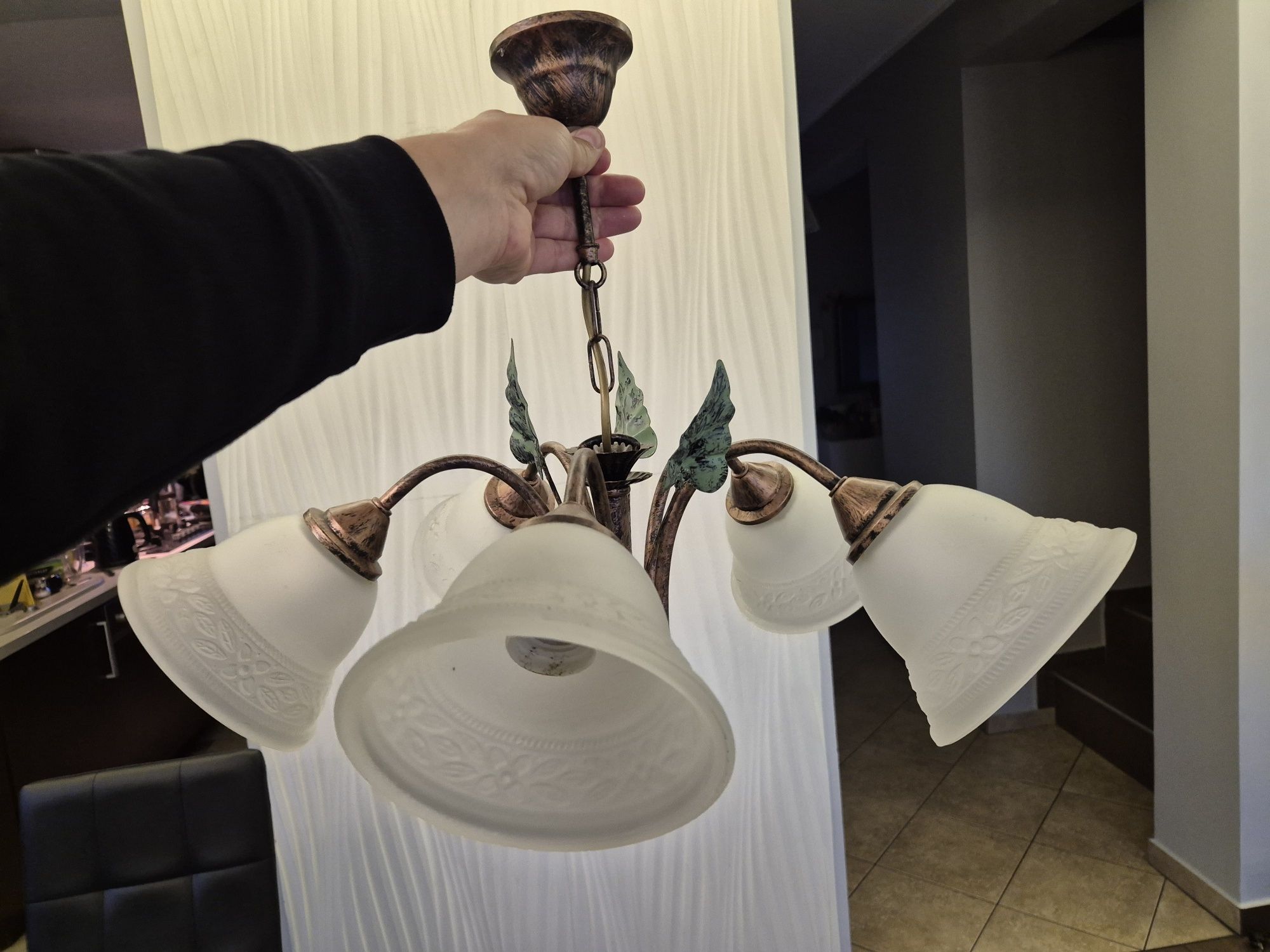 Lampa wisząca nowa