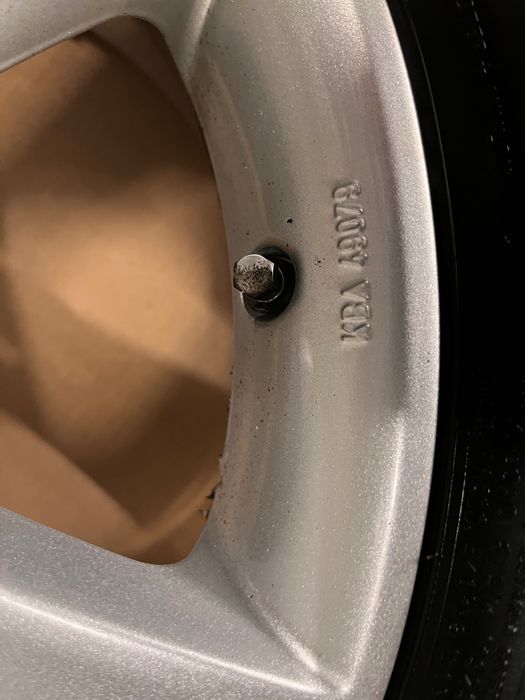 Oryginalne koła zimowe SUBARU 17 cali.