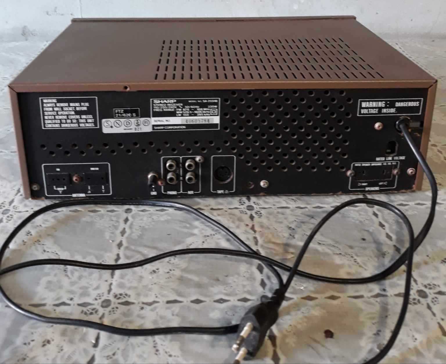 Amplituner Sharp SA 255 uszkodzony