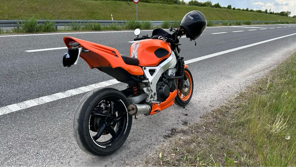 Sprzedam honde cbr 900 rr sc 28 / 33