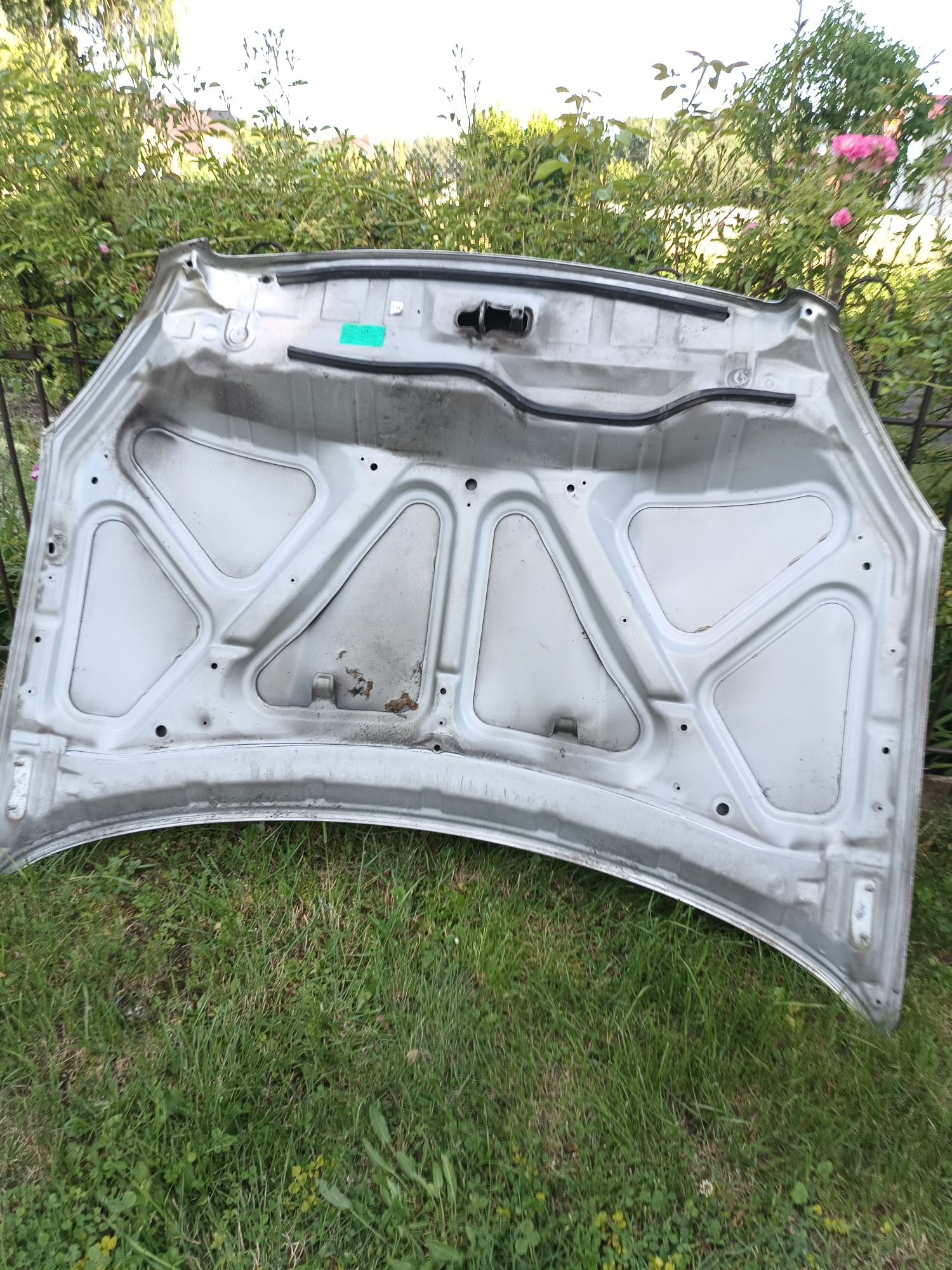 Maska Nissan Qashqai  2008r