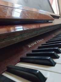 Pianino Komitas  lata 80te