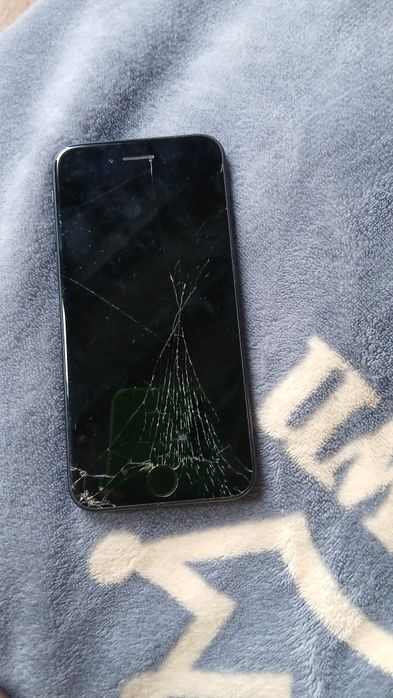 Айфон se 2 64 gb на запчасти