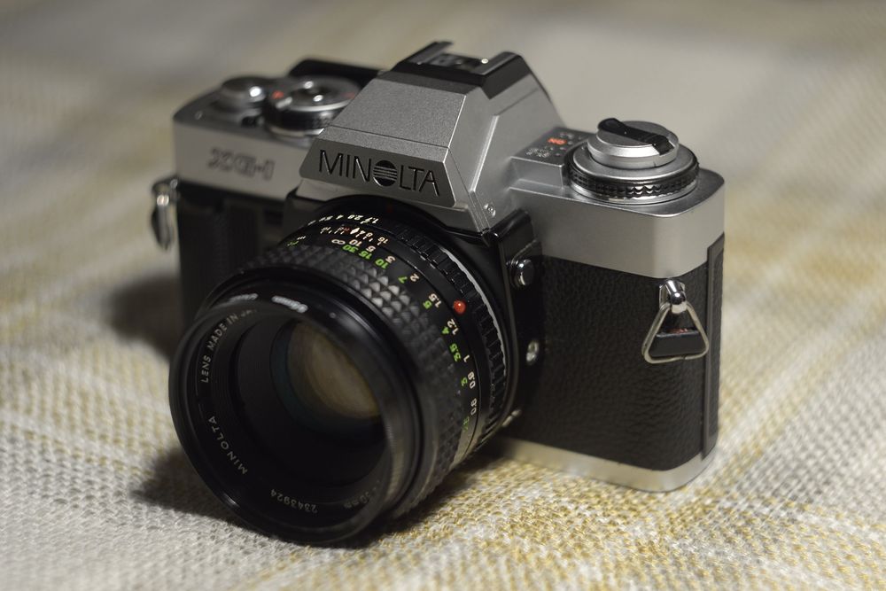 Minolta XG-1 плівковий фотоапарат з об’єктивом