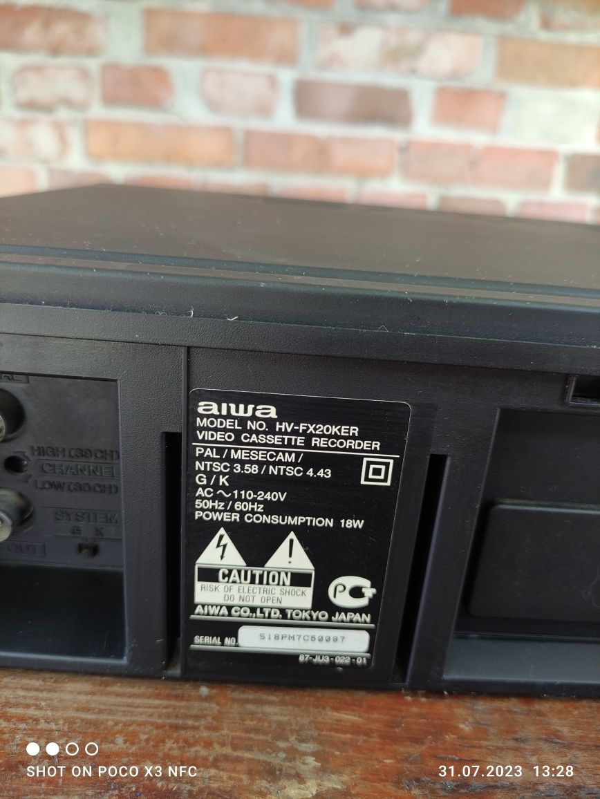 Відео магнітофон Aiwa FH 20