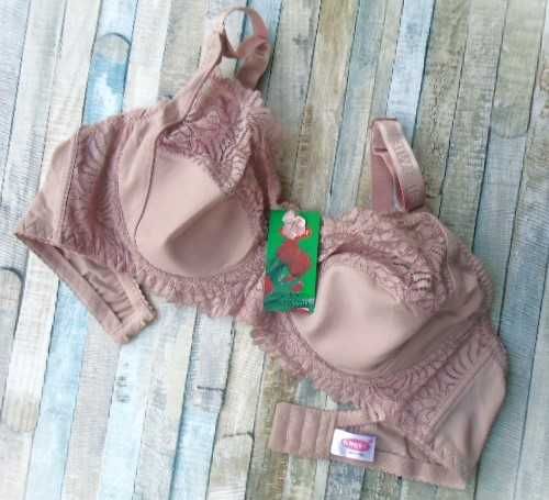 Biweier  /  biustonosz 115D  miękki  pudrowy  z koronką  na fiszbinach