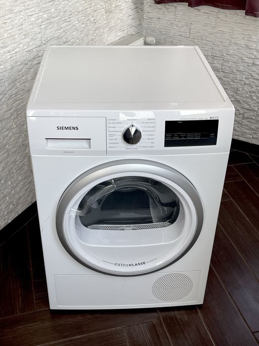 Сушильна машина Сименс SIEMENS IQ 300 WT45H25EPL