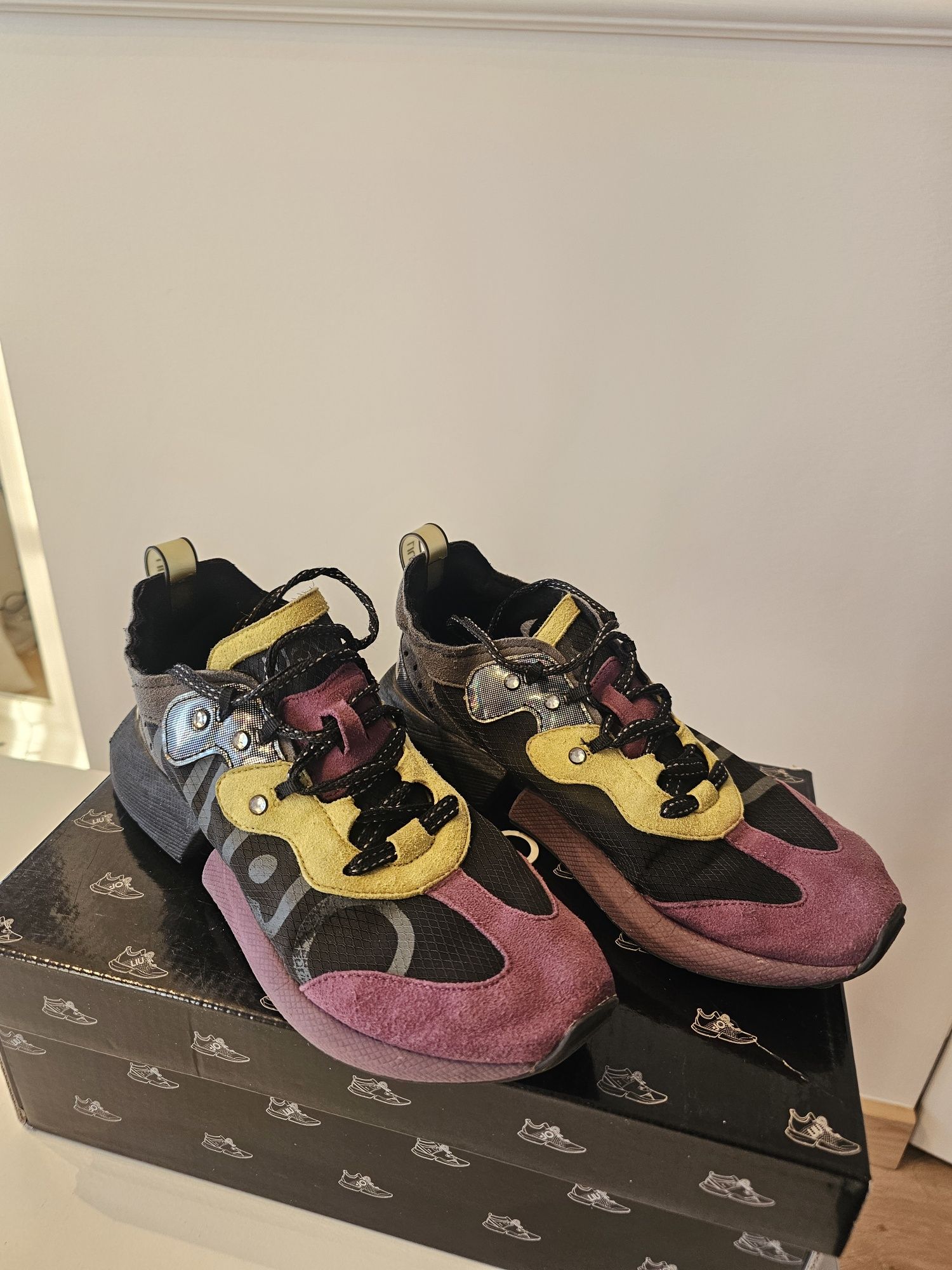 Sneakersy Liu Jo 36