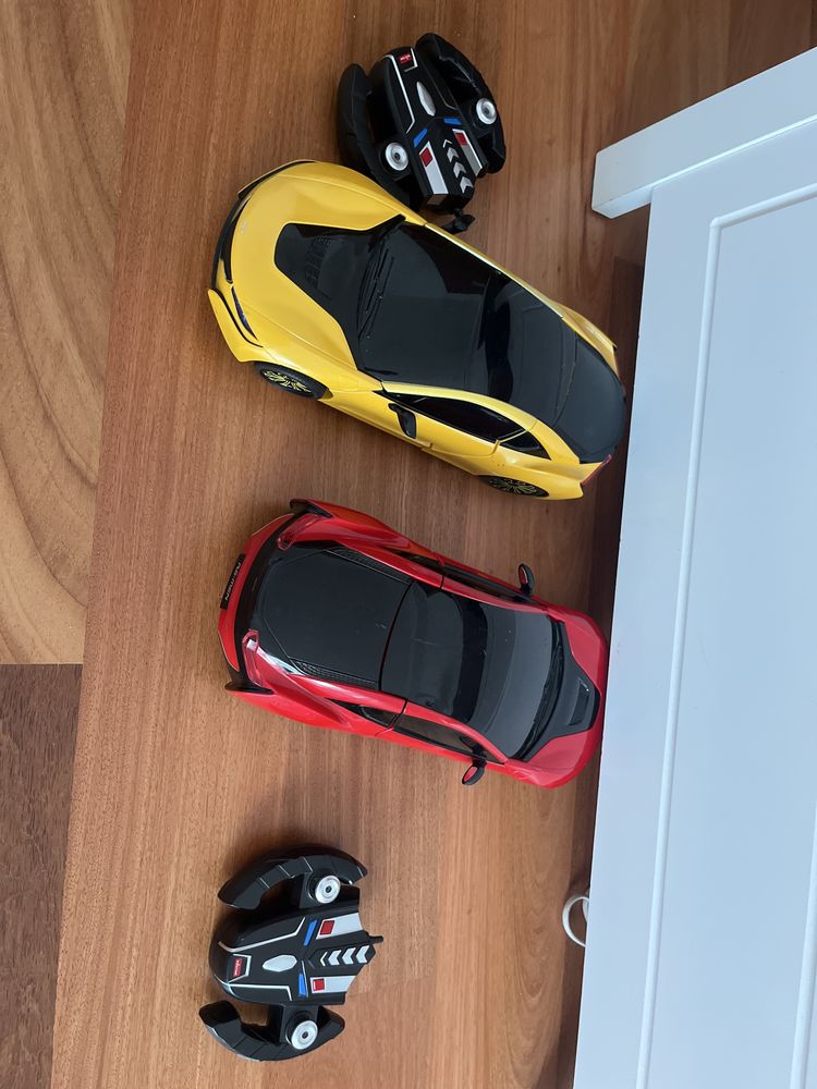Carros telecomando e transformadores