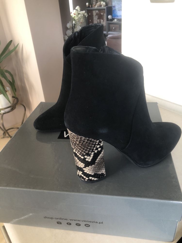 Buty botki VENEZIA zamszowe czarne r. 37 - NOWE