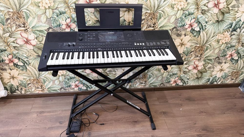 Синтезатор Yamaha PSRE453 (цифрове піаніно)