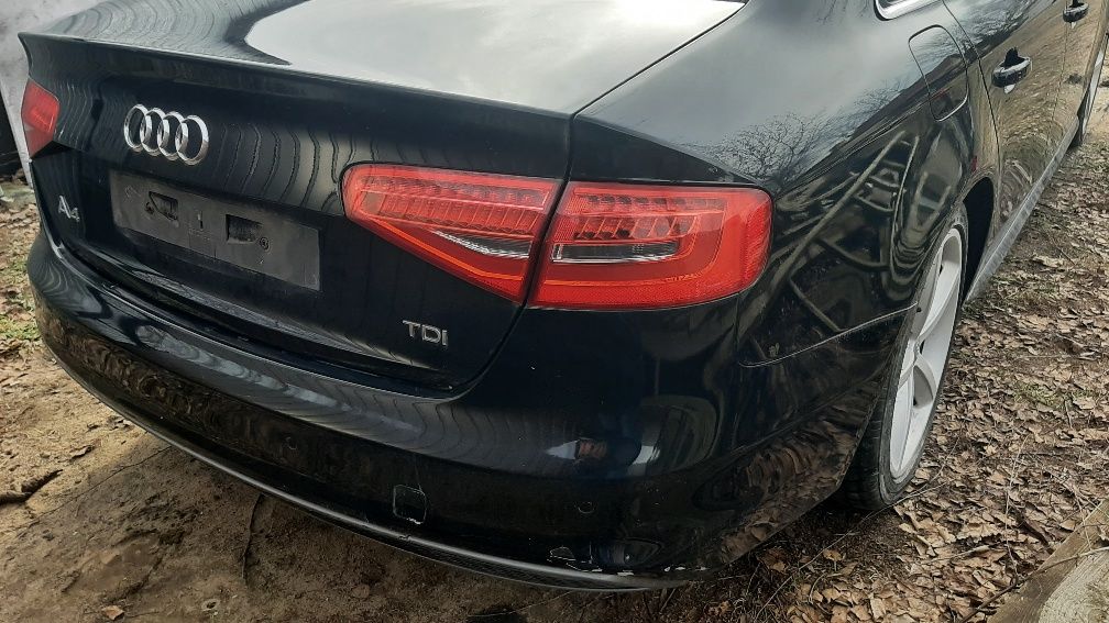 Audi a4 b8 Sedan Lift Sline LY9B Klapa Tył Zderzak Lampy Tył LED