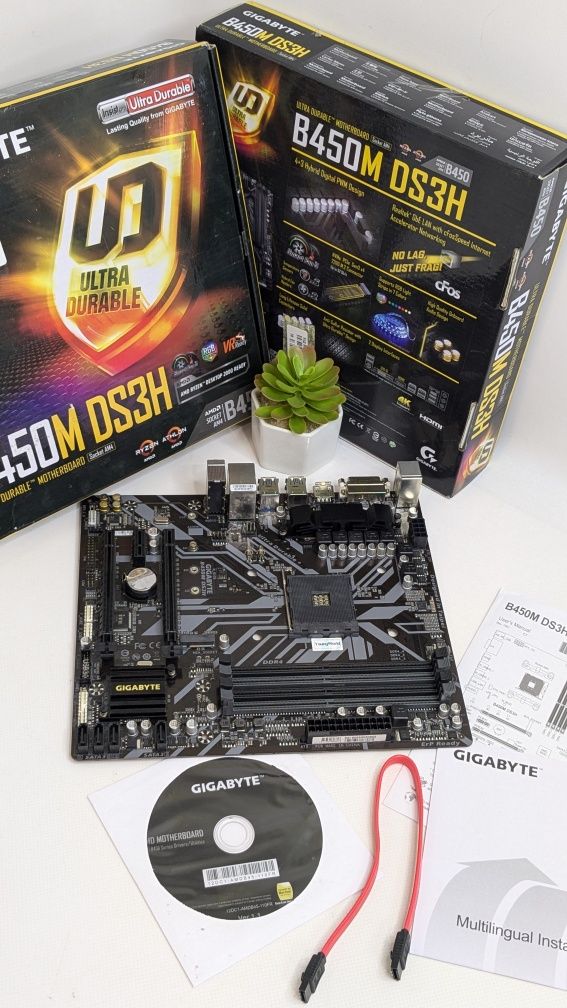 Материнська плата GIGABYTE B450M DS3H\Socket AM4\ГАРАНТІЯ!