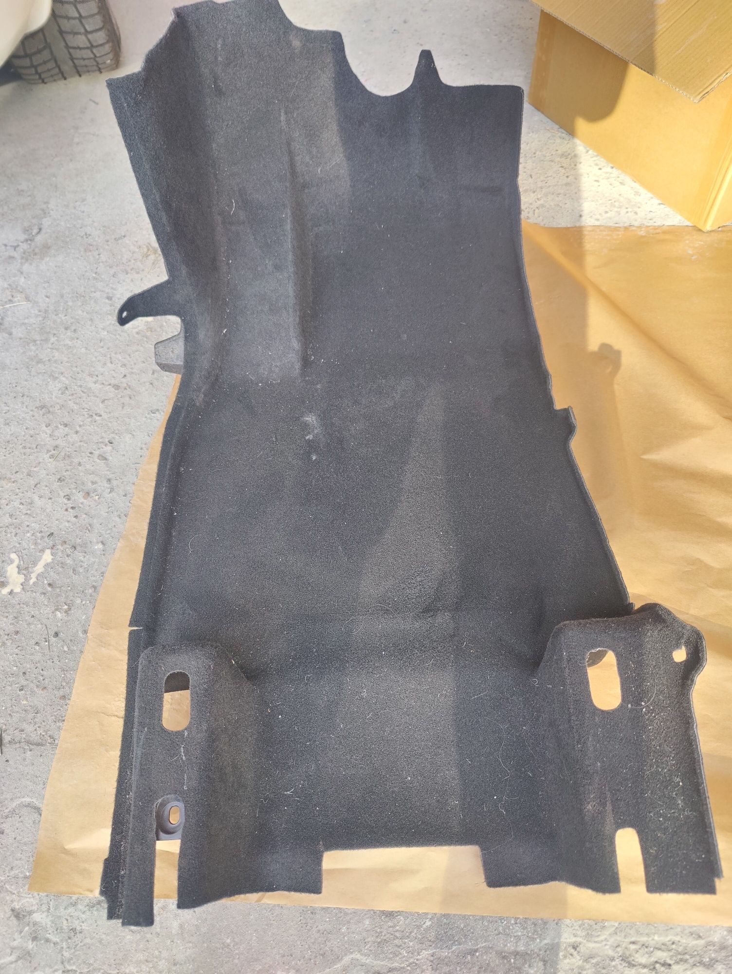 Tesla model Y wykładzina dywan kierowcy