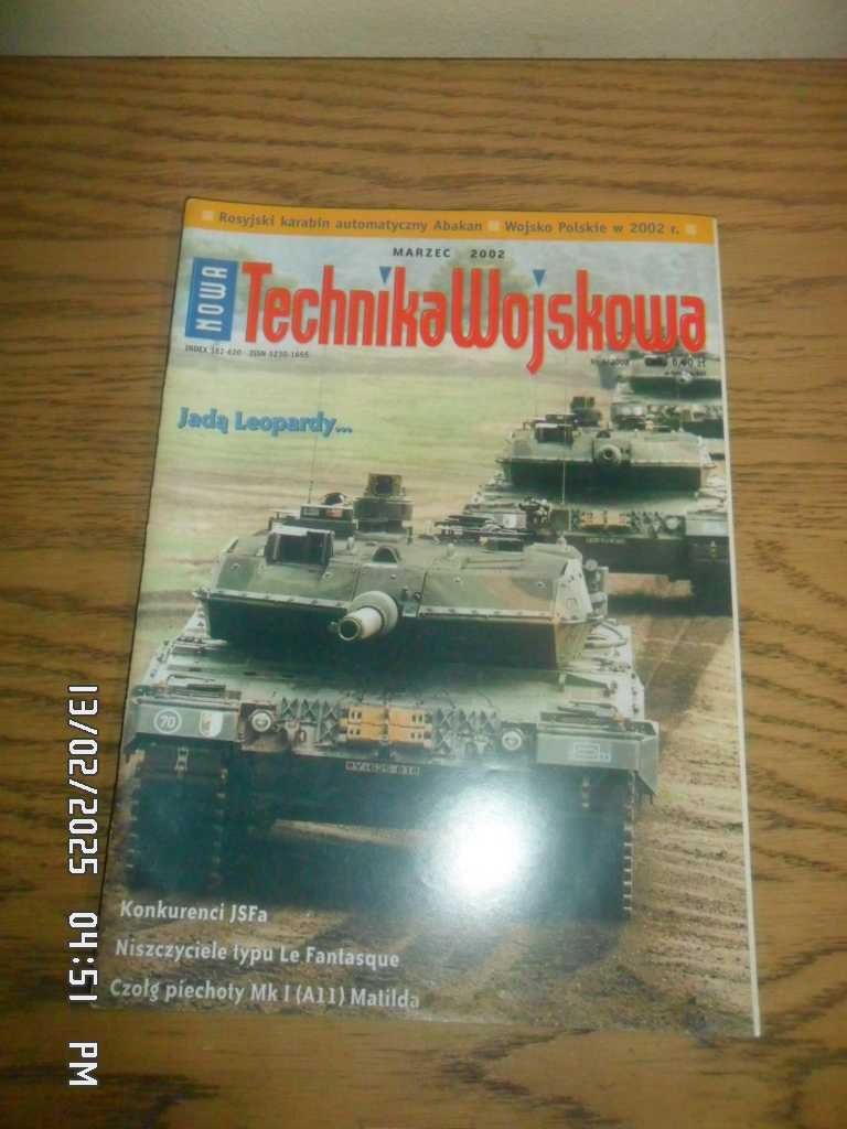 Nowa Technika Wojskowa 1 - 12/2002