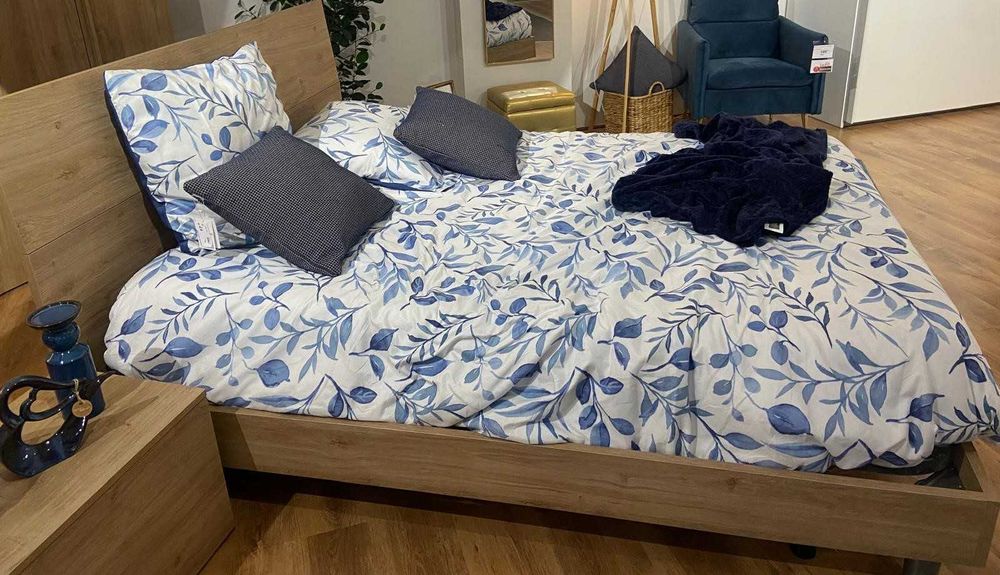 Estrutura de cama de casal 150cmx190cm (NOVA) CONFORAMA