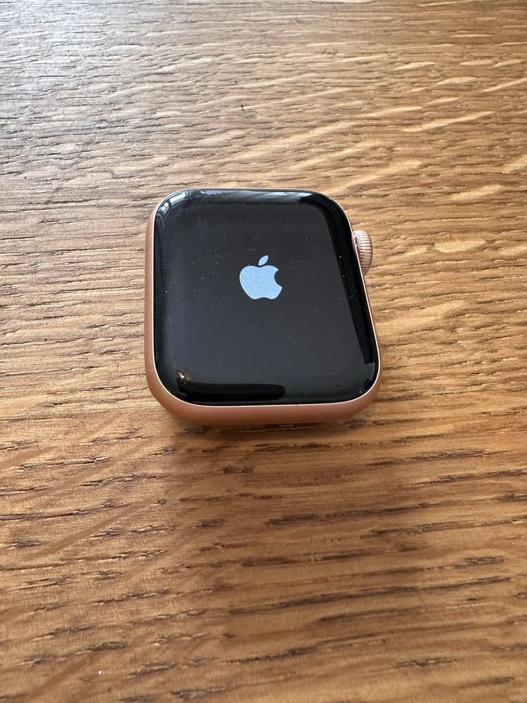 Apple watch series 6 40mm