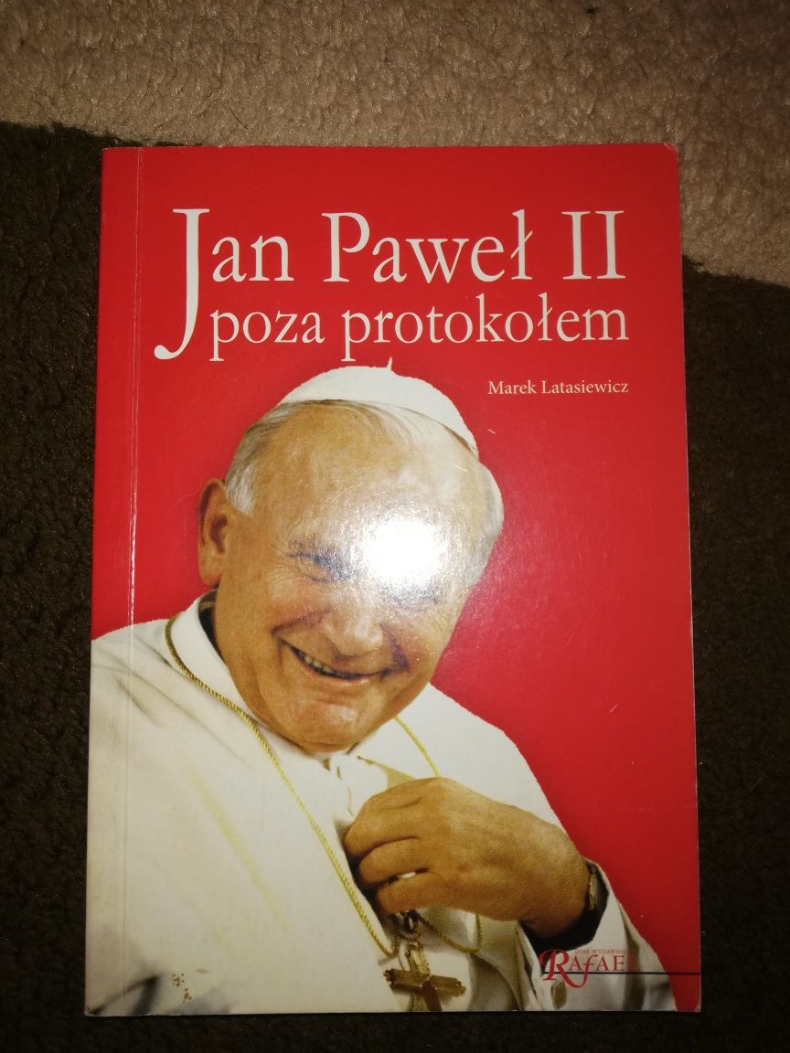 Marek Latasiewicz - "Jan Paweł II poza protokołem"