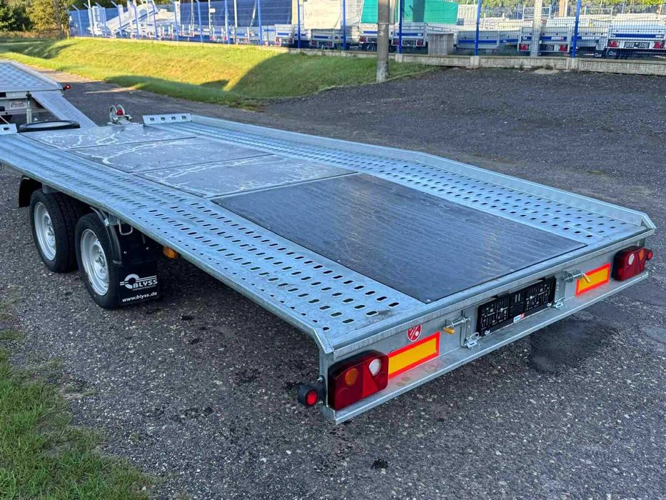 Do wynajęcia Laweta Przyczepa dwuosiowa DMC 2700 kg Warszawa Wynajem