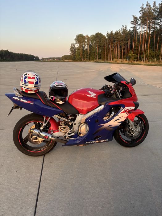 Honda cbr 600 f4 a2