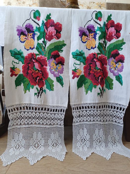 Рушник вишитий хрестиком