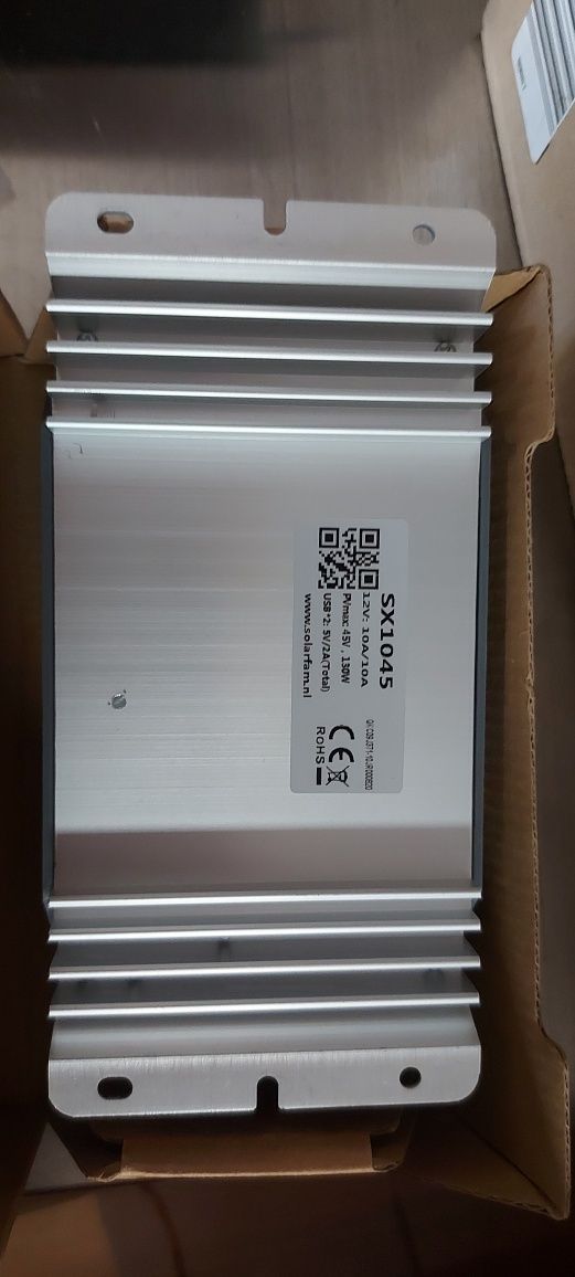 zestaw solarny 2x panel słoneczny i 2x regulator