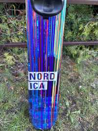 Narty Nordica z wiązaniami 138 cm